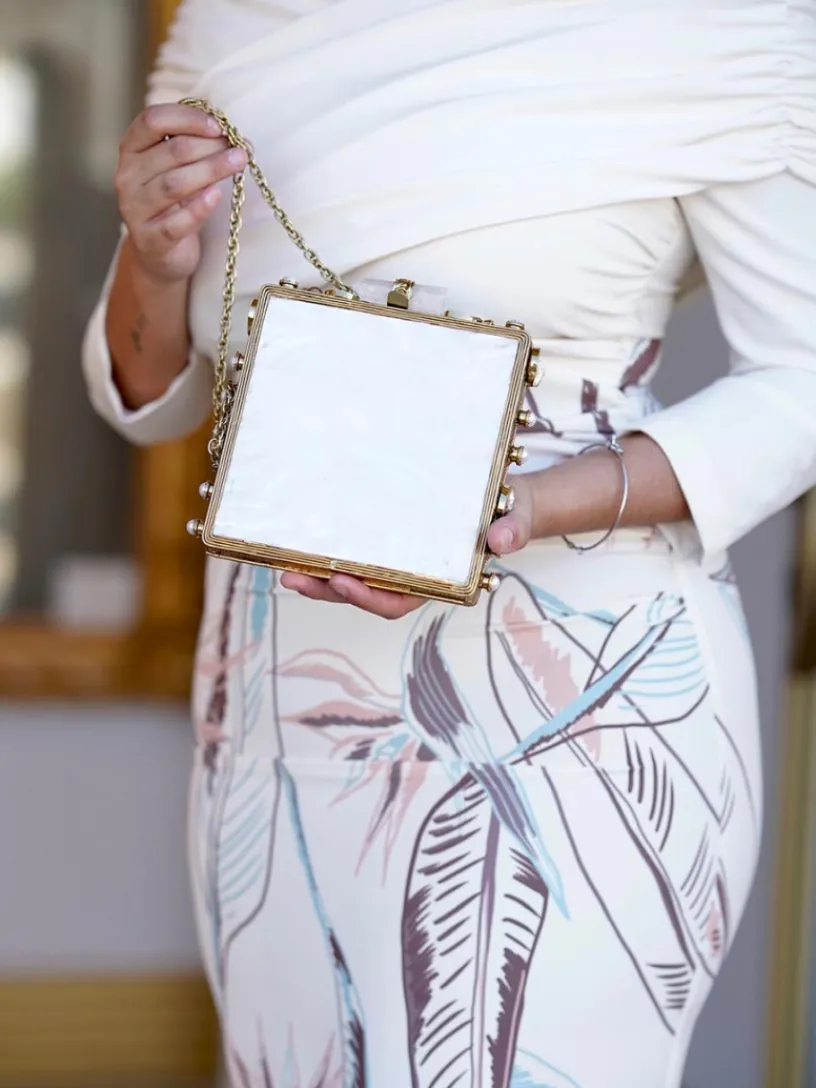 Bolsos De Fiesta-Mariquita Trasquilá CLUTCH JOYA NACARADO Dorado